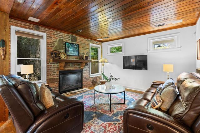 2330 1st Avenue NE, Atlanta, GA 30317