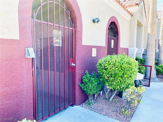 5055 West HACIENDA Avenue 2139, Las Vegas, NV 89118