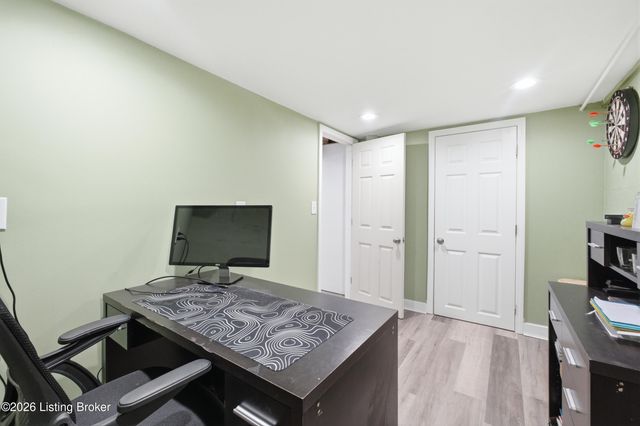 826 Texas Ave, Louisville, KY 40217