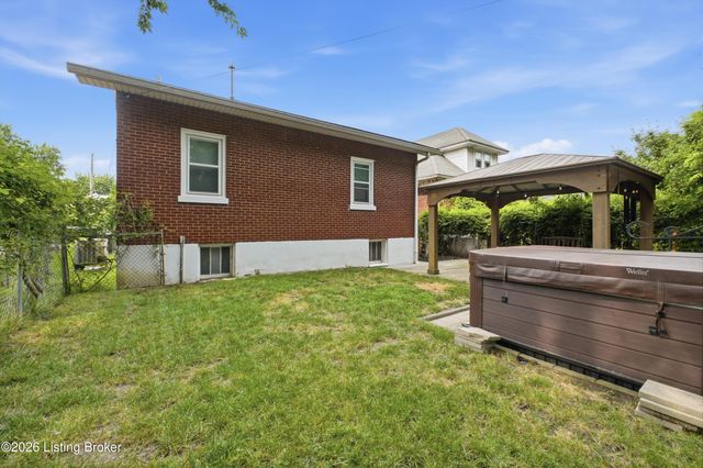 826 Texas Ave, Louisville, KY 40217