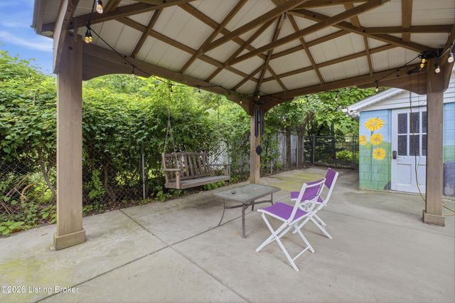 826 Texas Ave, Louisville, KY 40217