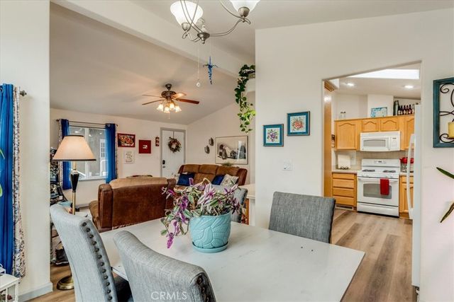 51 Quinta Court, Paso Robles, CA 93446