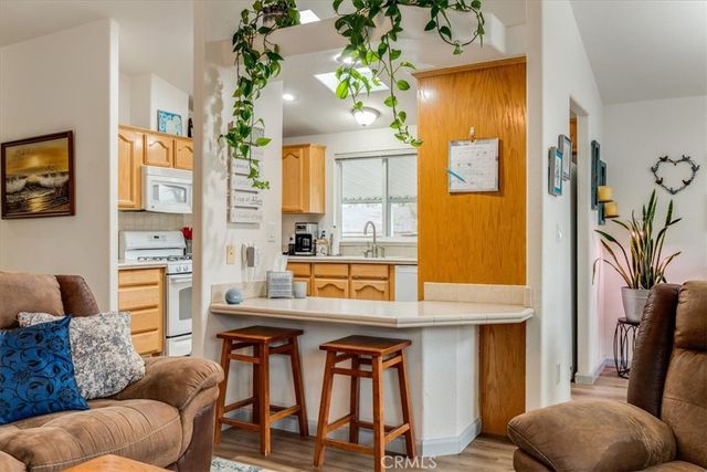 51 Quinta Court, Paso Robles, CA 93446