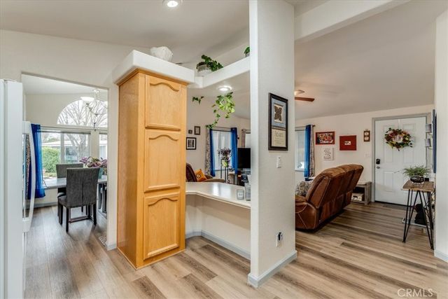 51 Quinta Court, Paso Robles, CA 93446