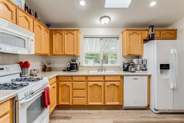 51 Quinta Court, Paso Robles, CA 93446