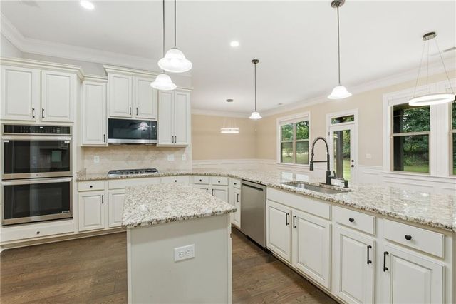 2801 Karras Cove, Hampton, GA 30228