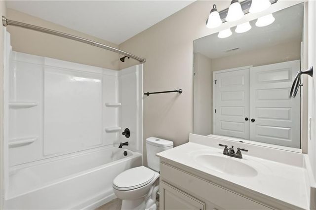 2801 Karras Cove, Hampton, GA 30228