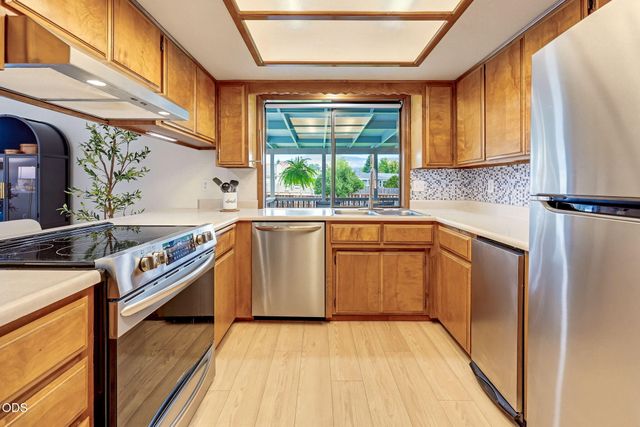 3039 Lazy Creek Drive, Medford, OR 97504