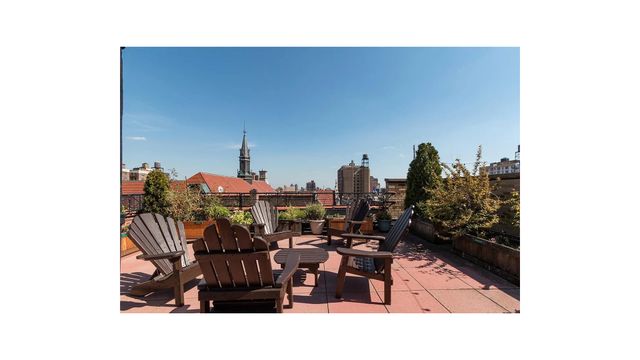 241 W 108th St Apt 4E, New York City, NY 10025
