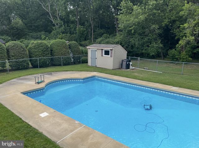 12 VICKERS AVE, Bridgeton, NJ 08302