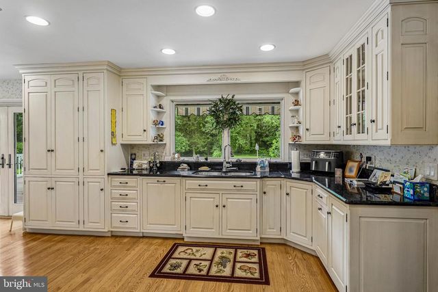 12 VICKERS AVE, Bridgeton, NJ 08302