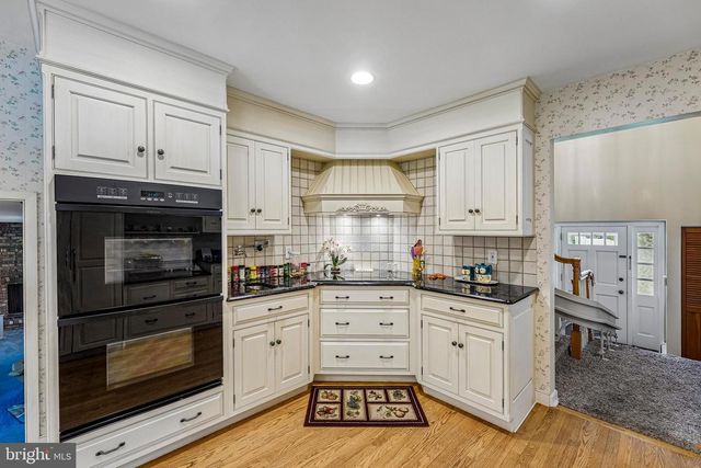 12 VICKERS AVE, Bridgeton, NJ 08302