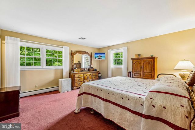 12 VICKERS AVE, Bridgeton, NJ 08302