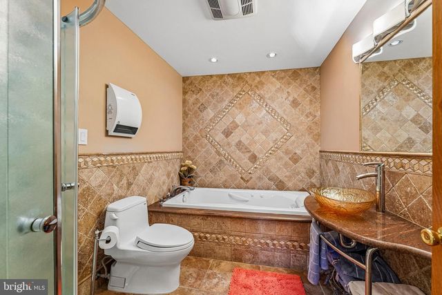 12 VICKERS AVE, Bridgeton, NJ 08302