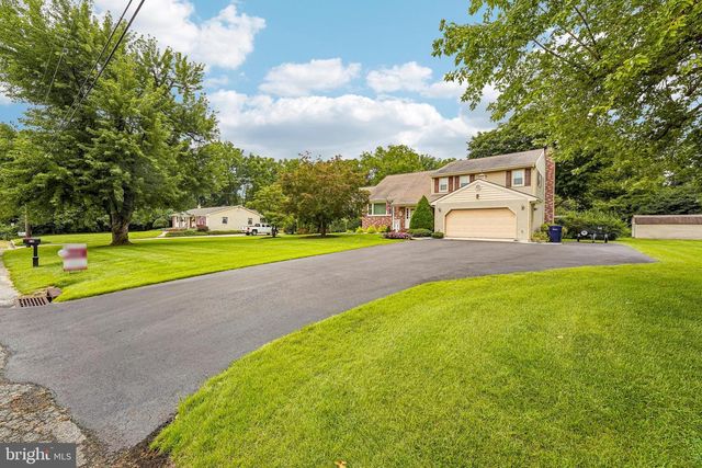 12 VICKERS AVE, Bridgeton, NJ 08302