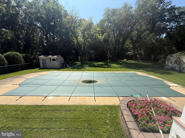 12 VICKERS AVE, Bridgeton, NJ 08302