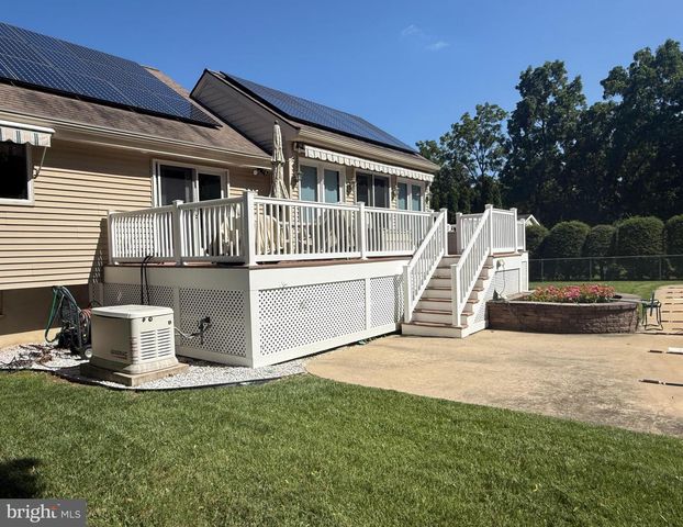 12 VICKERS AVE, Bridgeton, NJ 08302