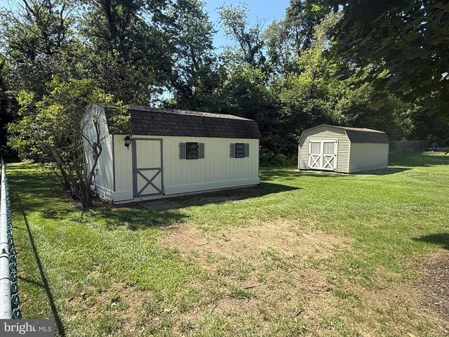 12 VICKERS AVE, Bridgeton, NJ 08302