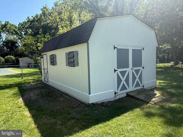 12 VICKERS AVE, Bridgeton, NJ 08302