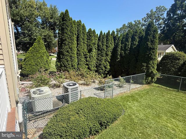 12 VICKERS AVE, Bridgeton, NJ 08302