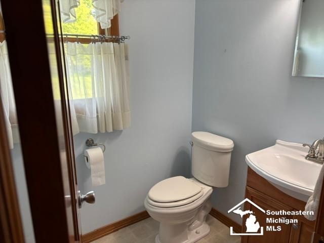 135 Crampton Drive, Monroe, MI 48162