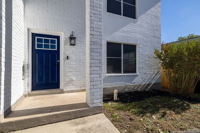 13130 Woller Vly, San Antonio, TX 78249