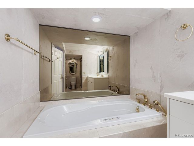 7000 E Quincy Ave 416, Denver, CO 80237