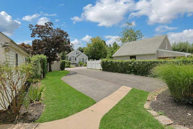 54 Bowman Avenue, Rye Brook, NY 10573