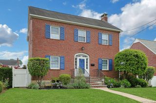 54 Bowman Avenue, Rye Brook, NY 10573