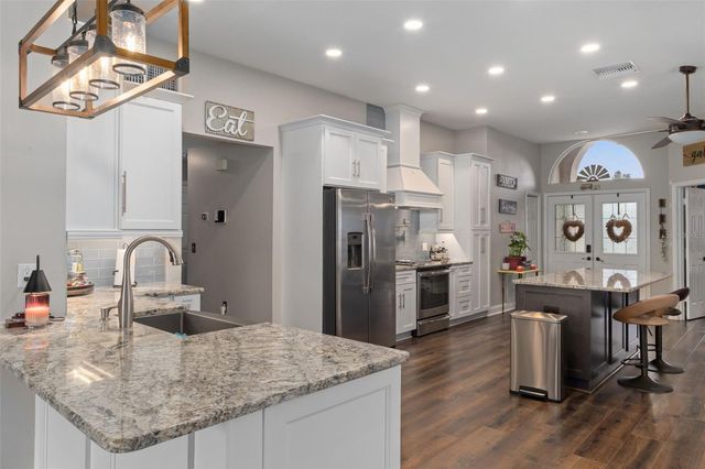 1621 AUDUBON TRAIL, Lutz, FL 33549