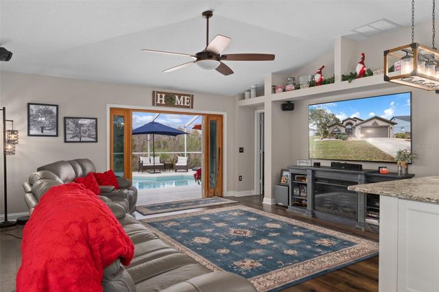 1621 AUDUBON TRAIL, Lutz, FL 33549