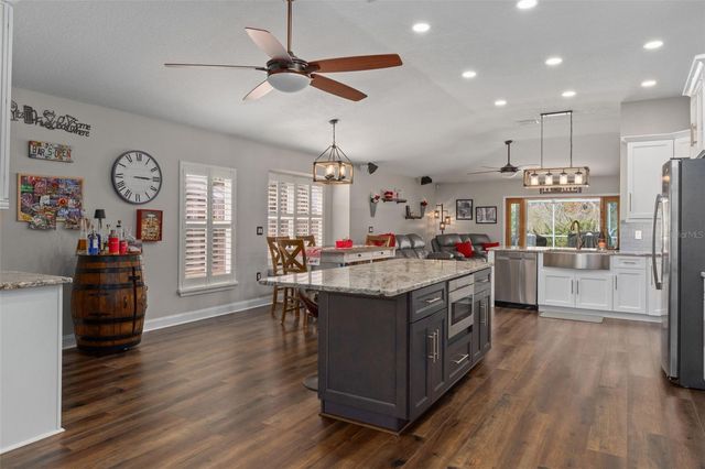 1621 AUDUBON TRAIL, Lutz, FL 33549