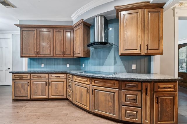 15715 Fleetwood Oaks Drive, Houston, TX 77079