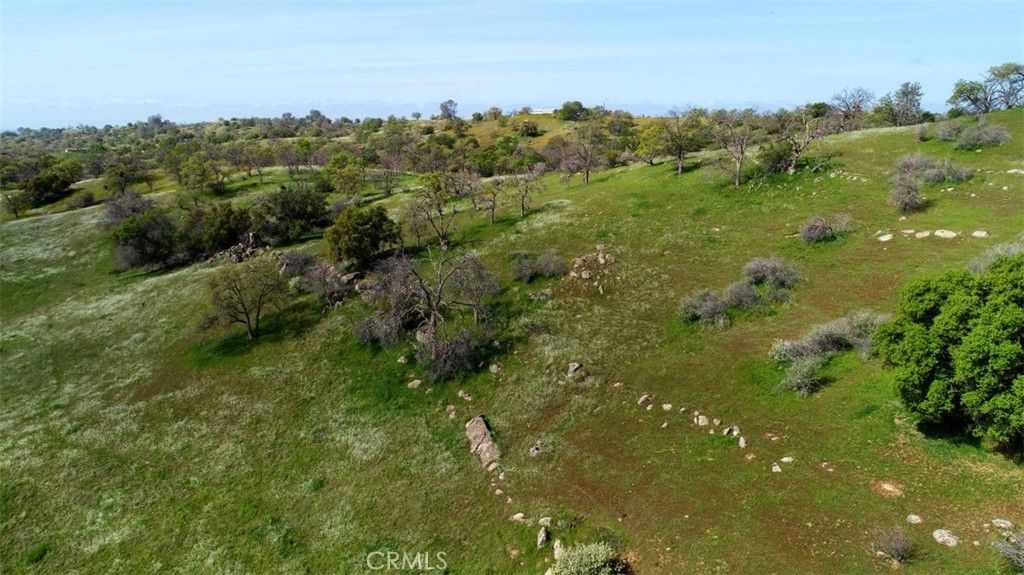 Image 14 of property listing at 32604 Road 600, Raymond, CA 93653