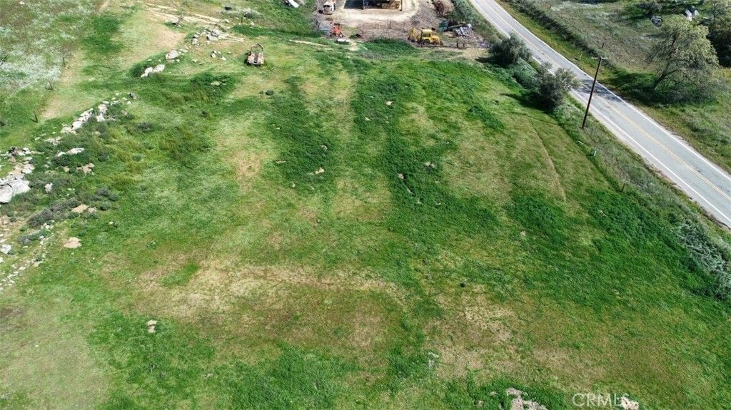 Image 15 of property listing at 32604 Road 600, Raymond, CA 93653