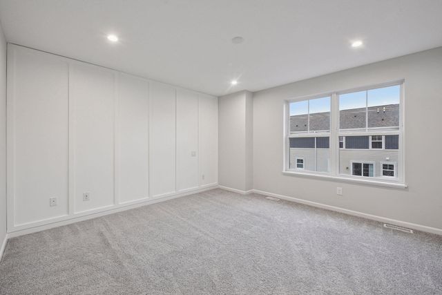 7685 Anthony Point, Victoria, MN 55386