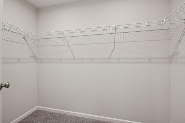 7685 Anthony Point, Victoria, MN 55386