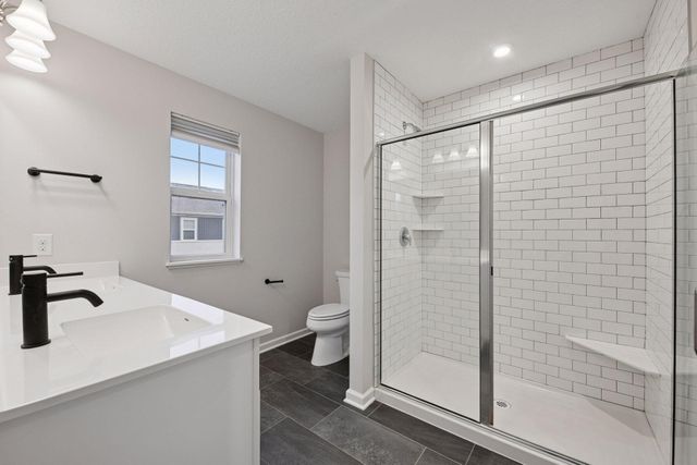 7685 Anthony Point, Victoria, MN 55386