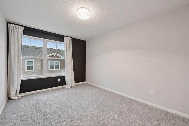 7685 Anthony Point, Victoria, MN 55386