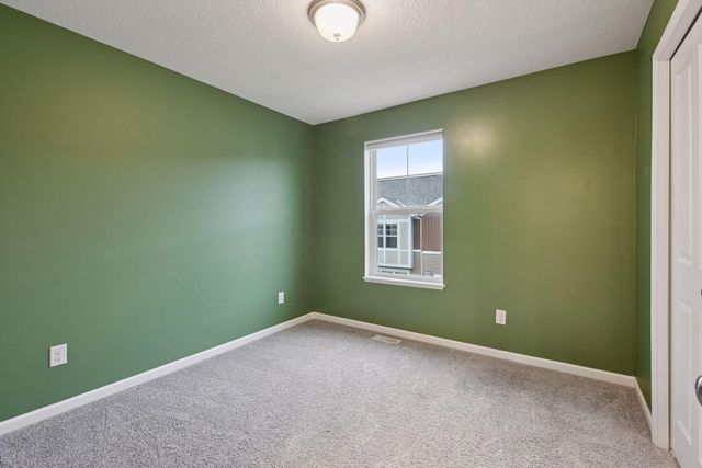 7685 Anthony Point, Victoria, MN 55386