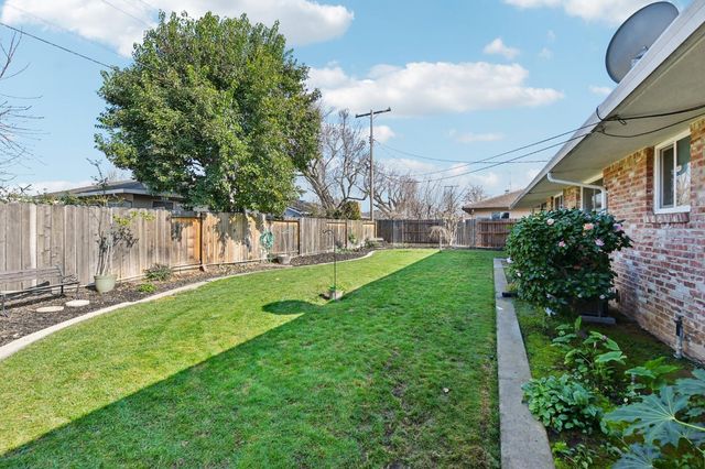525 Connie St, Lodi, CA 95240