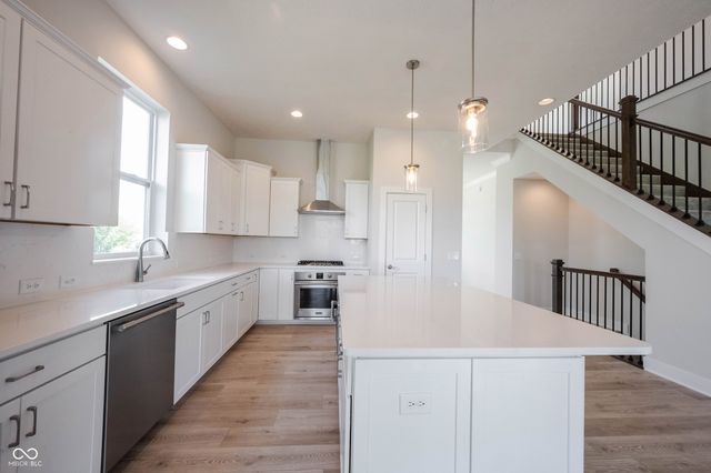 18180 Birdview Court, Westfield, IN 46074