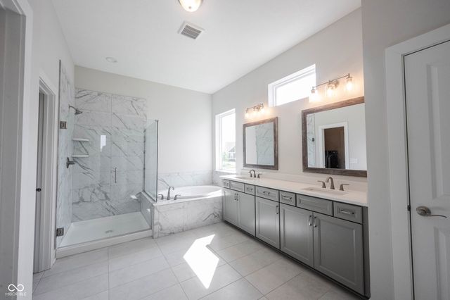 18180 Birdview Court, Westfield, IN 46074