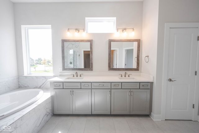 18180 Birdview Court, Westfield, IN 46074