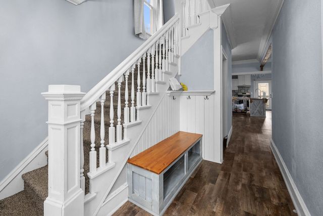 581 20th Avenue, Rock Island, IL 61201