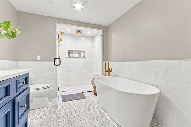 1142 Frenchtown Road, East Greenwich, RI 02818