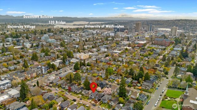 823 NE 58th Street, Seattle, WA 98105