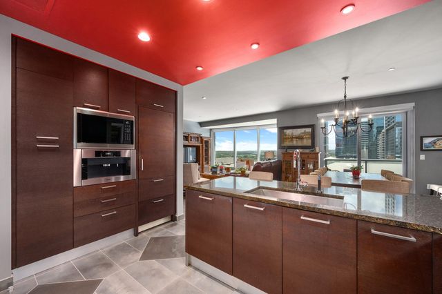 200 Congress Ave 11A, Austin, TX 78701