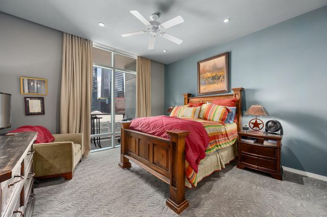 200 Congress Ave 11A, Austin, TX 78701