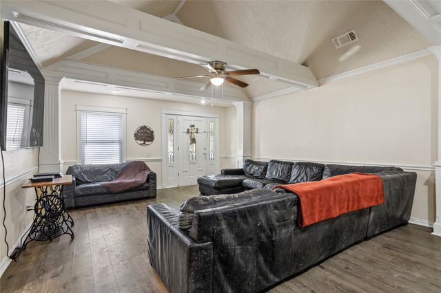 655 Naylor Road, Sherman, TX 75092